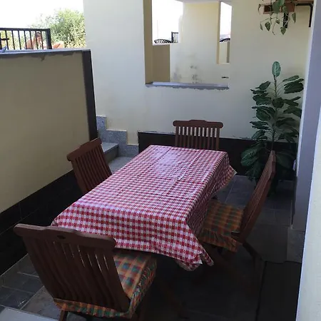 Apartment Romantica *